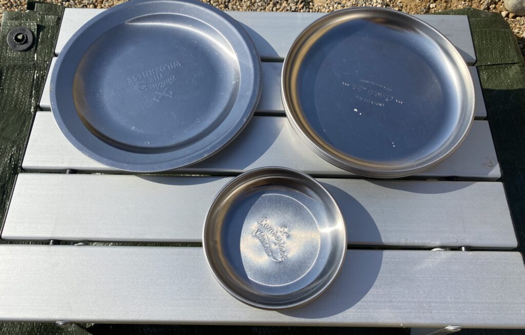 セリア　キャンプ　食器