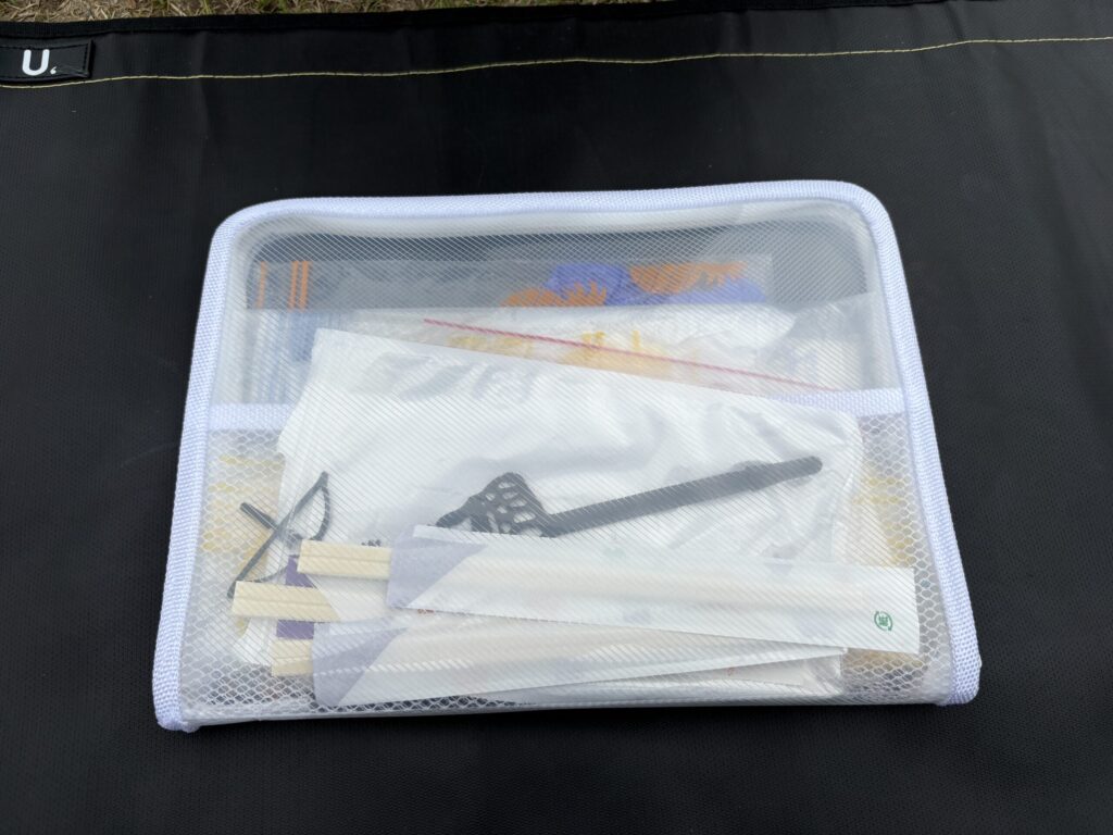 キャンプ　収納術