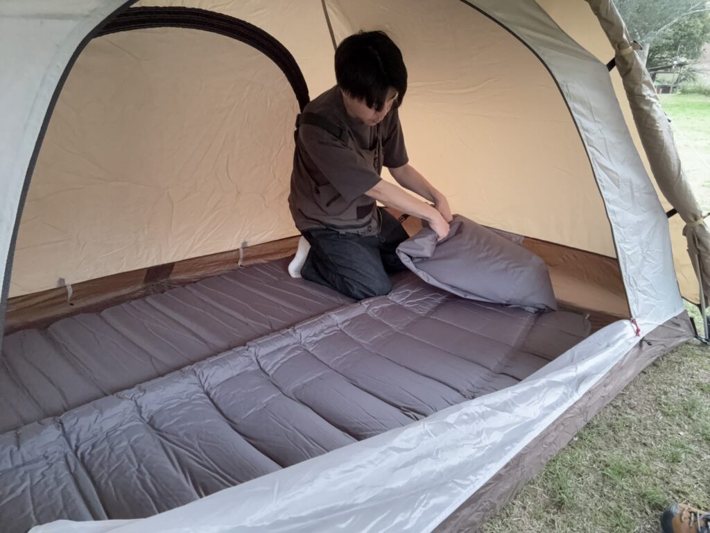 コールマン  マット　空気入れ