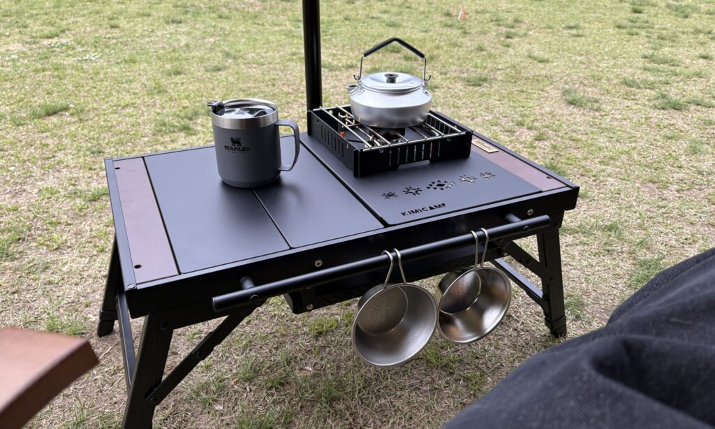 ソロキャンプ　IGTテーブル