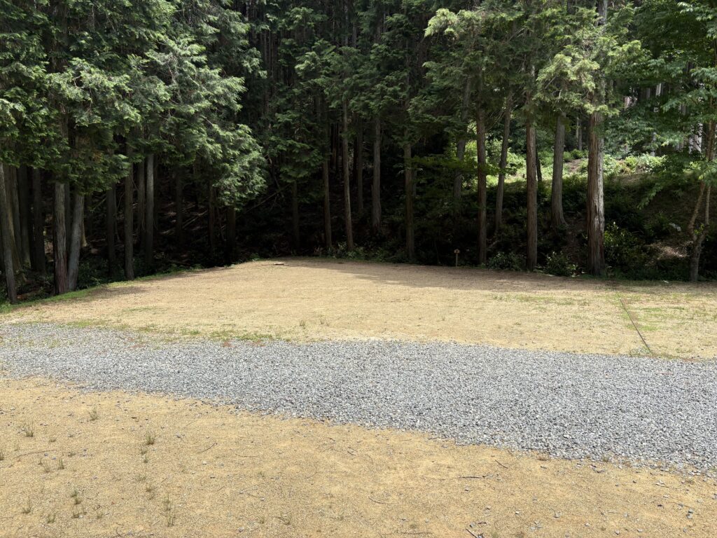 TAKUMIキャンプフィールドのサイトF